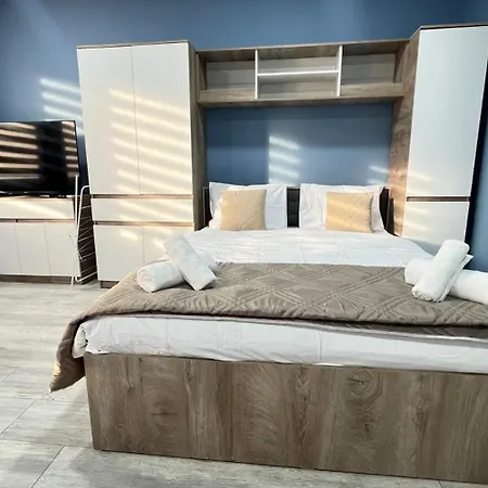 Seaside Apartment *